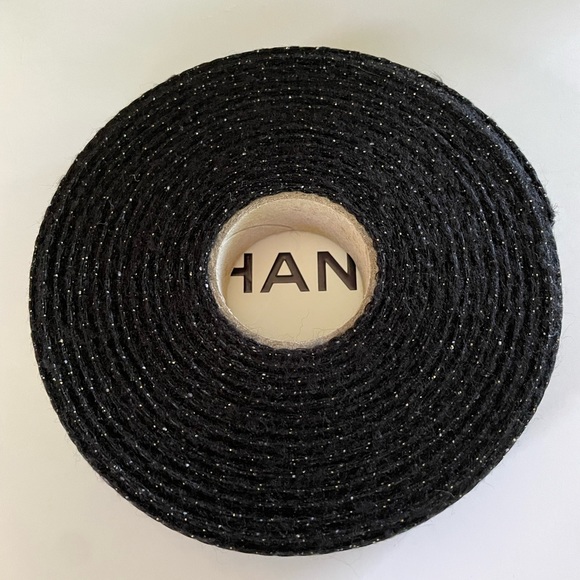 Black and Gold Chanel Ribbon - Picture 2 of 3